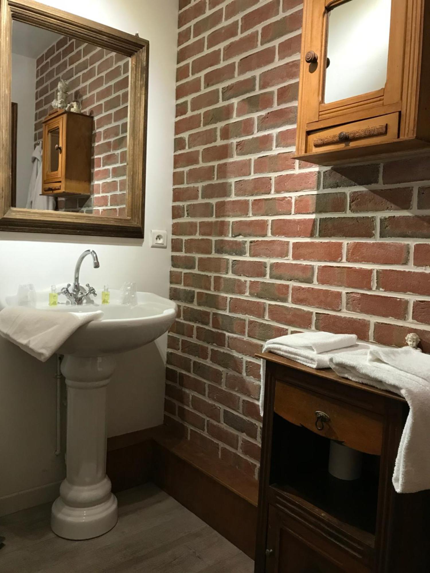 La Nicoulette Bed & Breakfast Gapennes Oda fotoğraf